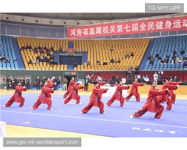 河南队禁区前沿远投极具爆发力